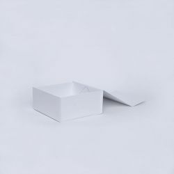 Caja magnética personalizada Wonderbox 22x22x5 CM | CAJA WONDERBOX | PAPEL ESTÁNDAR | ESTAMPADO EN CALIENTE
