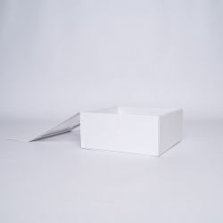 Caja magnética personalizada Clearbox 22x22x10 CM | CLEARBOX | IMPRESIÓN DIGITAL EN ÁREA PREDEFINIDA